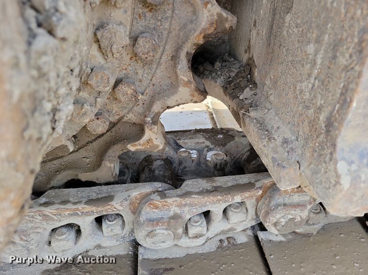 image for item DG0593 2010 John Deere 270D LC excavator