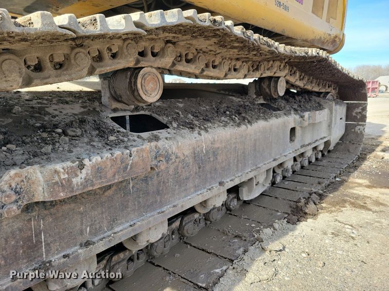 image for item DG0593 2010 John Deere 270D LC excavator