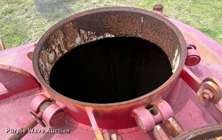 image for item DG4366 Vacuum tank bed