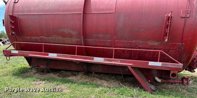 image for item DG4366 Vacuum tank bed