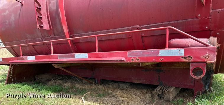 image for item DG4366 Vacuum tank bed