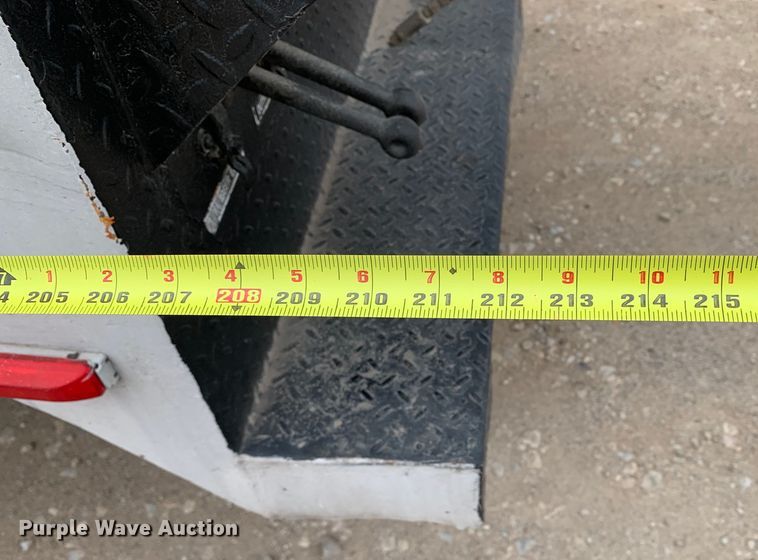 image for item DM7776 2007 International 4300 bucket truck