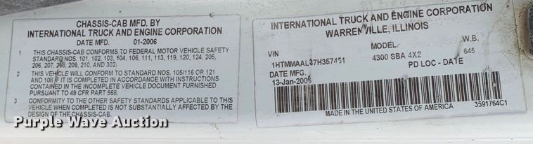 image for item DM7776 2007 International 4300 bucket truck