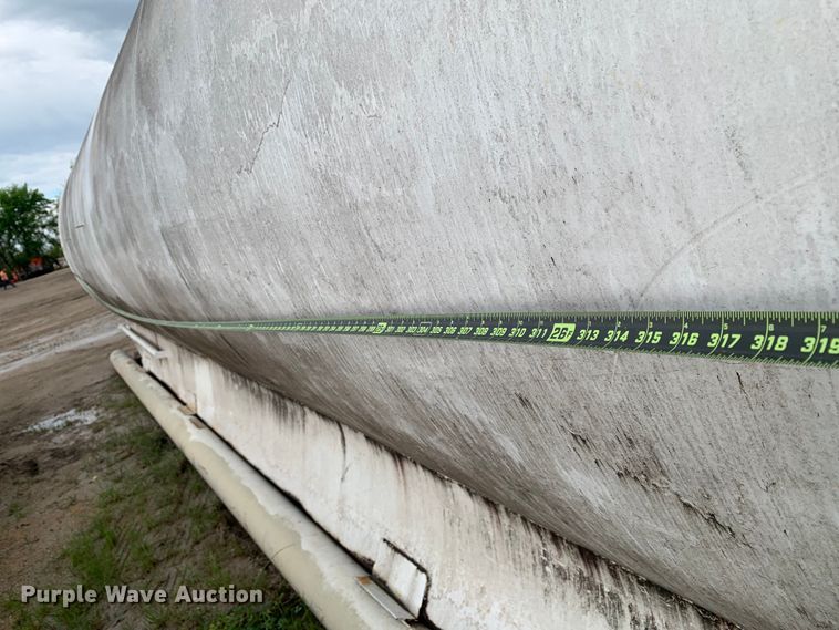 image for item DM7783 Fuel tank