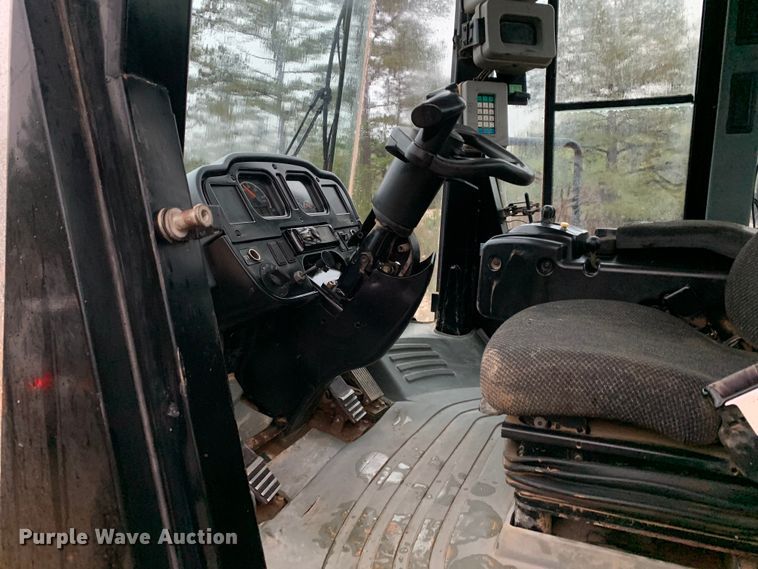 image for item DM7791 2004 Caterpillar 980G wheel loader