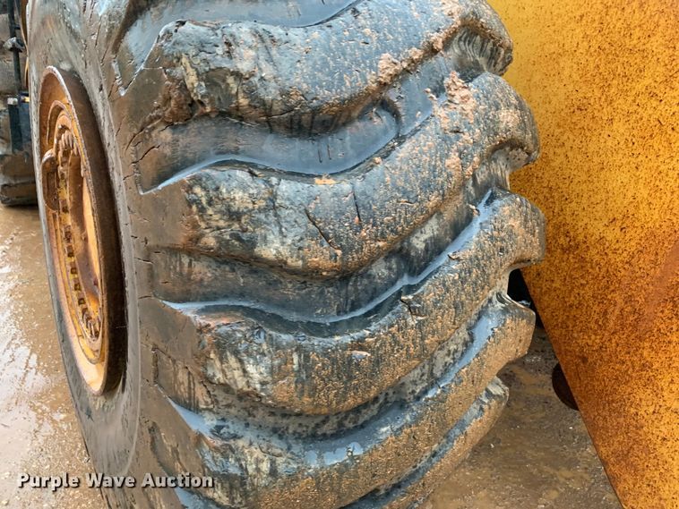 image for item DM7791 2004 Caterpillar 980G wheel loader