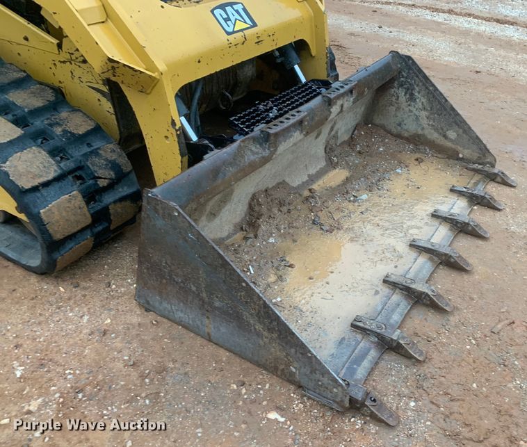 image for item DM7792 2016 Caterpillar 299D2 XHP tracked skid steer loader