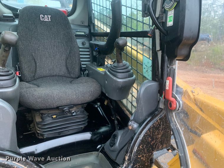 image for item DM7792 2016 Caterpillar 299D2 XHP tracked skid steer loader