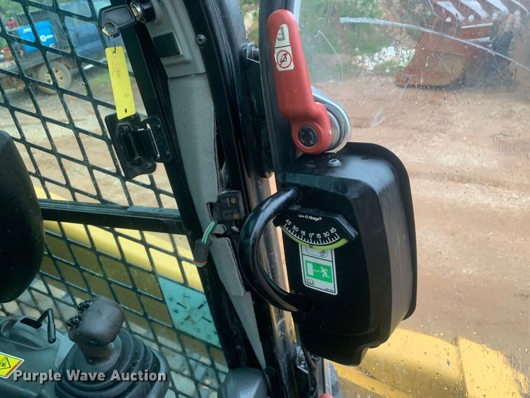 image for item DM7792 2016 Caterpillar 299D2 XHP tracked skid steer loader