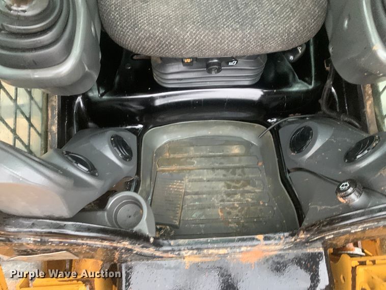 image for item DM7792 2016 Caterpillar 299D2 XHP tracked skid steer loader