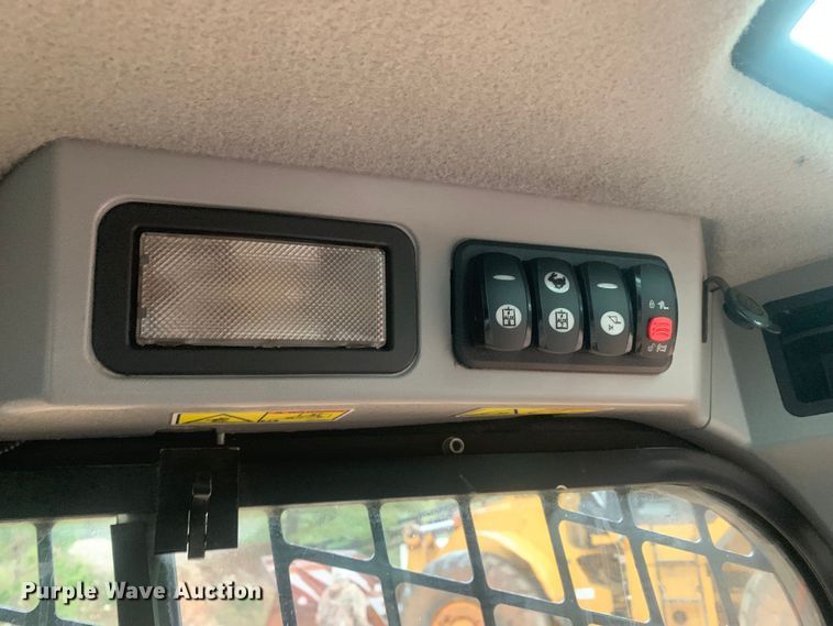 image for item DM7792 2016 Caterpillar 299D2 XHP tracked skid steer loader