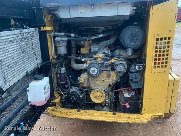 image for item DM7792 2016 Caterpillar 299D2 XHP tracked skid steer loader