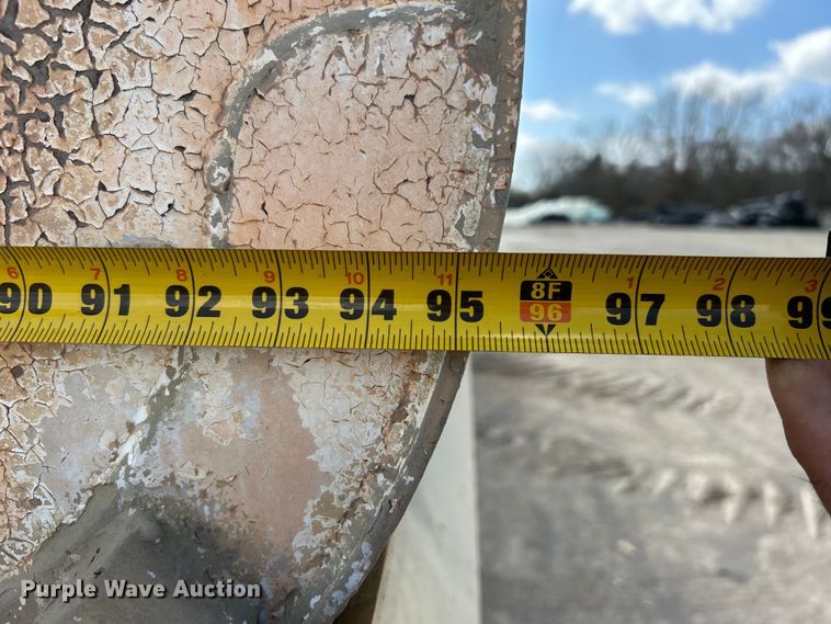 image for item DO1000 1997 Mack RD690S water truck