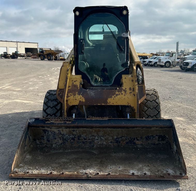 image for item DO1005 2018 Caterpillar 272D2 skid steer loader