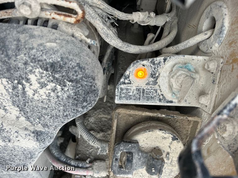 image for item DO1005 2018 Caterpillar 272D2 skid steer loader