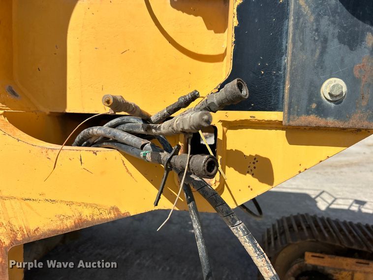 image for item DO1011 2002 Terex TR4503 cold planer