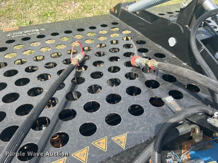 image for item DO1077 2022 TopCat  ECSSLR72 skid steer landscape rake