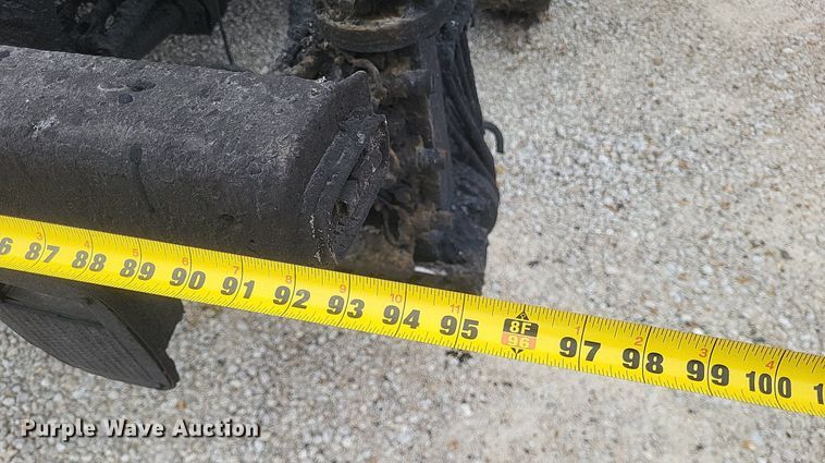 image for item DO4883 1994 Ford F700 oil distributor truck