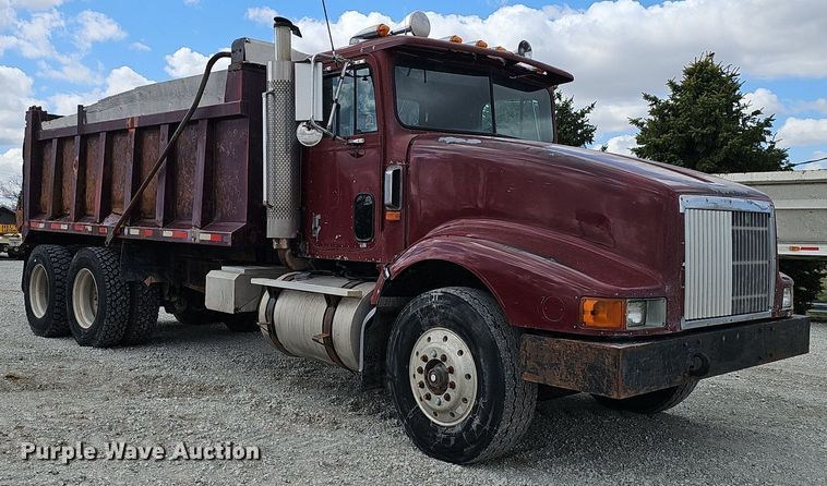 image for item DP0823 1991 International 9400 dump truck
