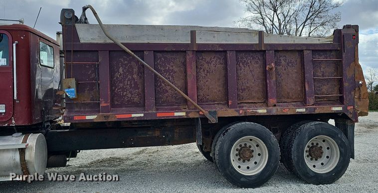 image for item DP0823 1991 International 9400 dump truck