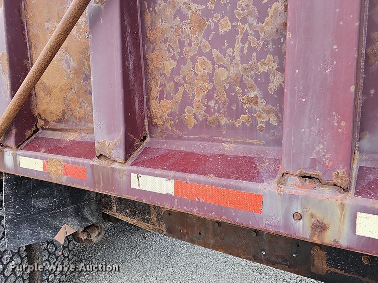 image for item DP0823 1991 International 9400 dump truck