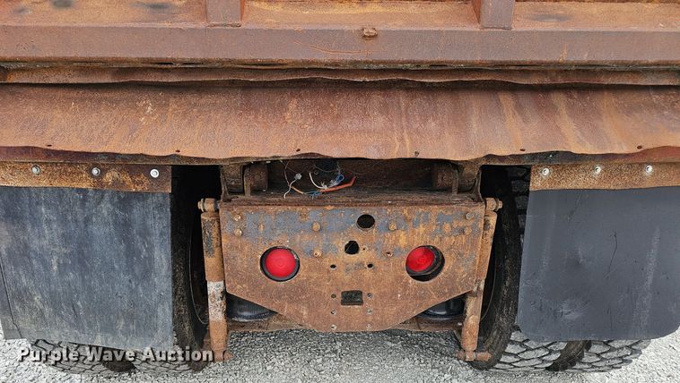 image for item DP0823 1991 International 9400 dump truck