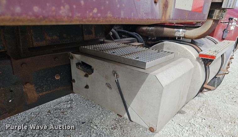 image for item DP0823 1991 International 9400 dump truck