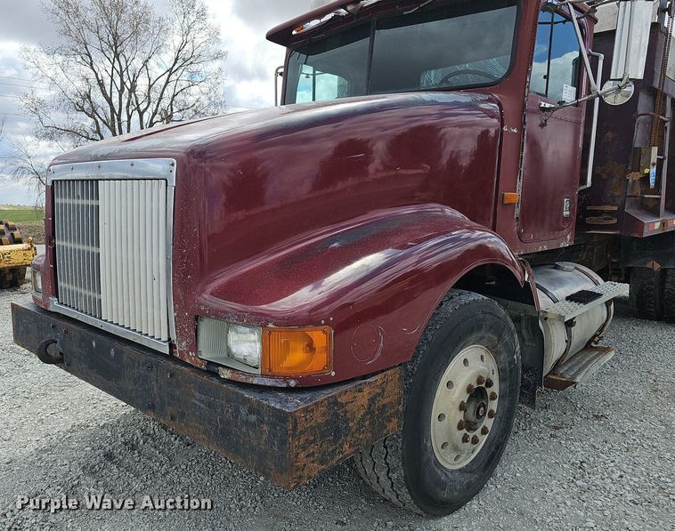 image for item DP0823 1991 International 9400 dump truck