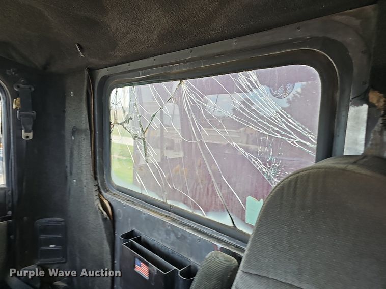 image for item DP0823 1991 International 9400 dump truck