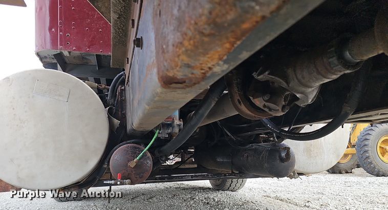 image for item DP0823 1991 International 9400 dump truck