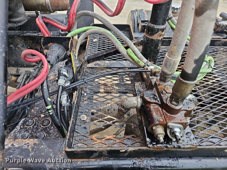 image for item DP0843 2008 Mack Pinnacle CHU613 semi truck