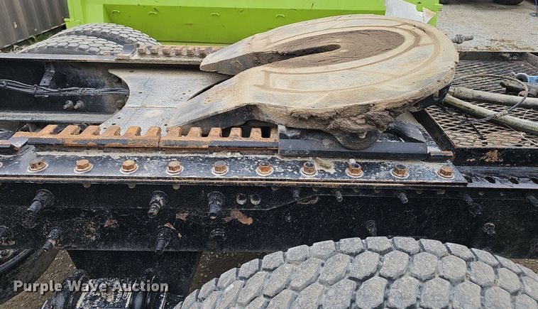 image for item DP0843 2008 Mack Pinnacle CHU613 semi truck