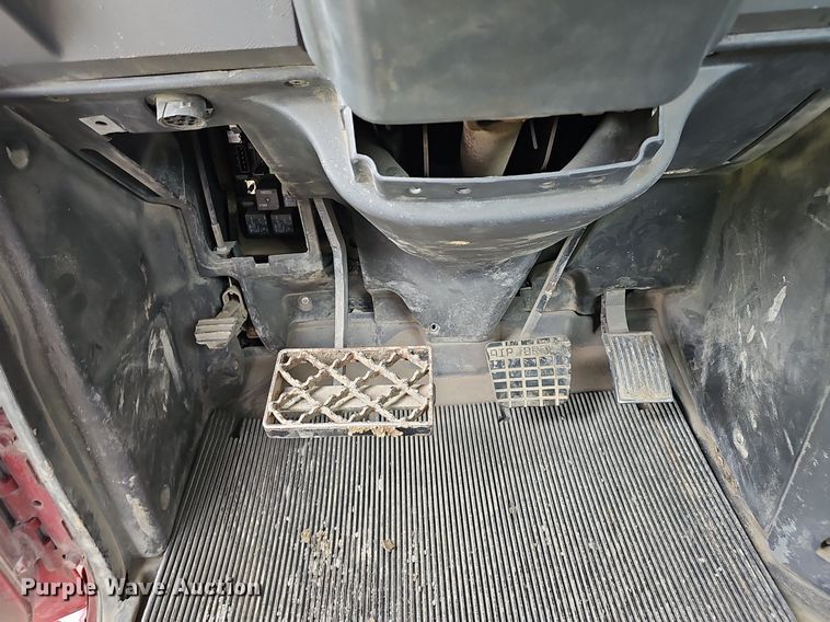 image for item DP0843 2008 Mack Pinnacle CHU613 semi truck