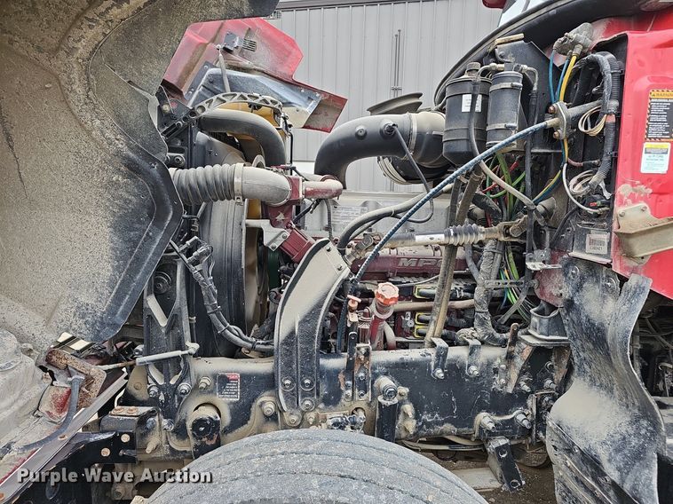 image for item DP0843 2008 Mack Pinnacle CHU613 semi truck