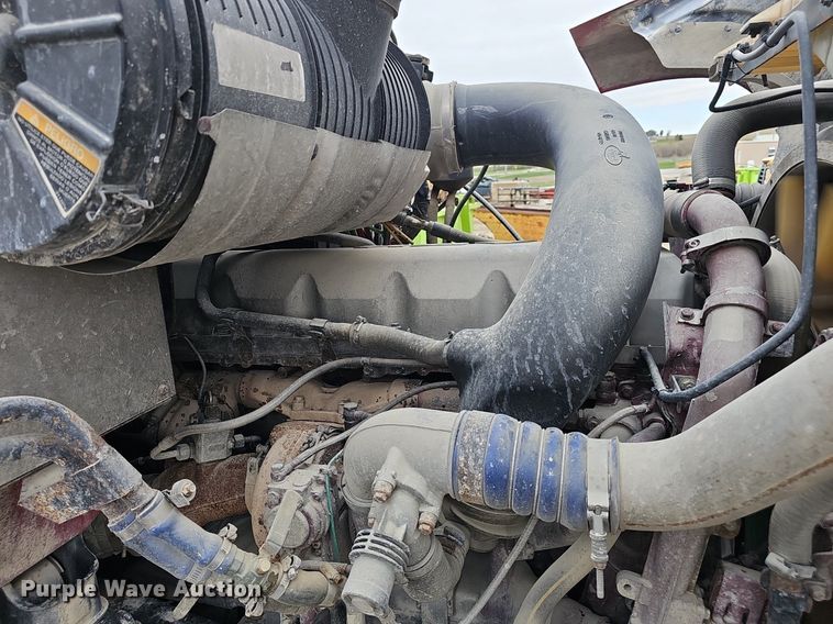 image for item DP0843 2008 Mack Pinnacle CHU613 semi truck