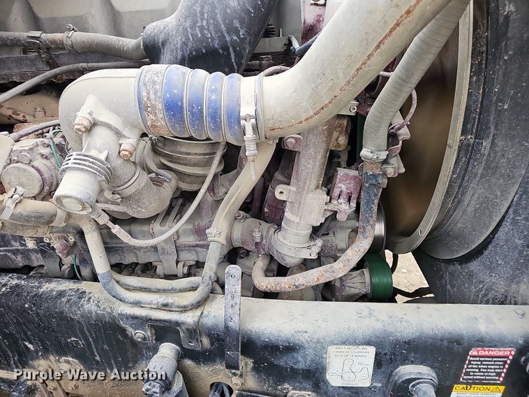 image for item DP0843 2008 Mack Pinnacle CHU613 semi truck