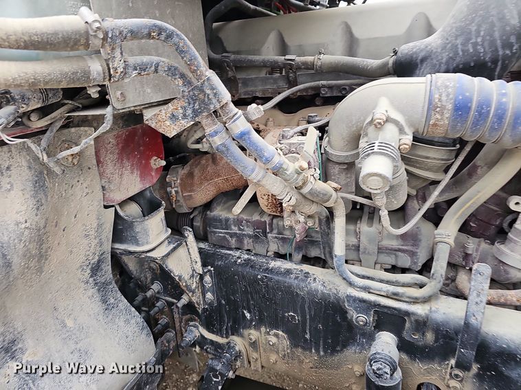 image for item DP0843 2008 Mack Pinnacle CHU613 semi truck