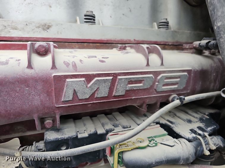 image for item DP0843 2008 Mack Pinnacle CHU613 semi truck