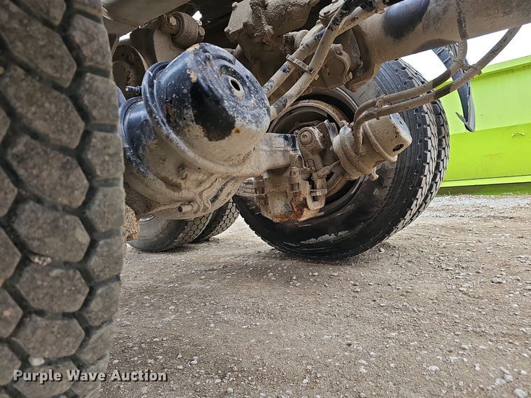 image for item DP0843 2008 Mack Pinnacle CHU613 semi truck