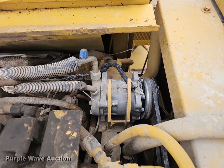 image for item DP0844 1990 Caterpillar 613C elevating scraper