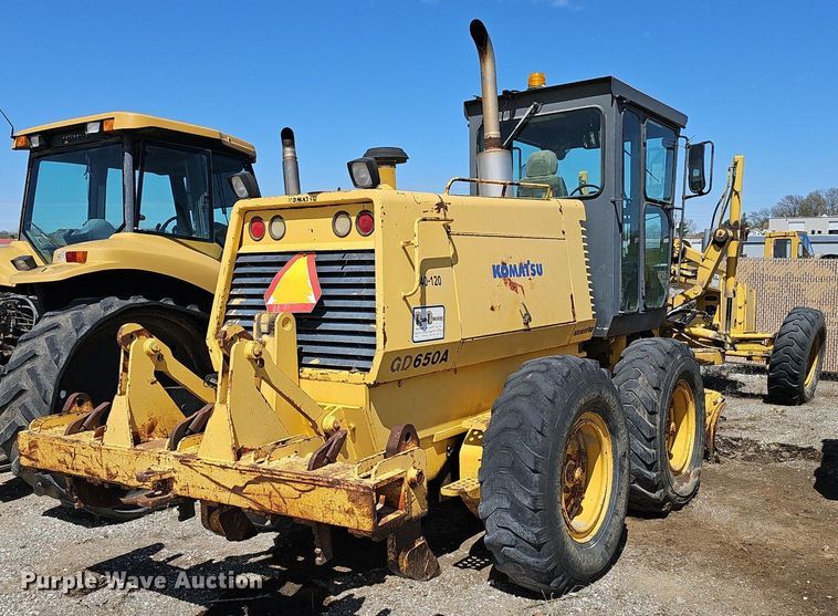 image for item DP0845 1998 Komatsu GD650A-2CY motor grader