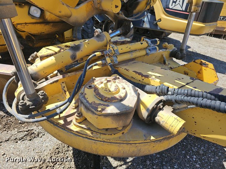 image for item DP0845 1998 Komatsu GD650A-2CY motor grader