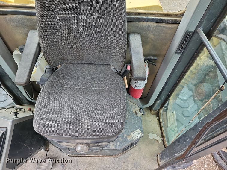 image for item DP0845 1998 Komatsu GD650A-2CY motor grader