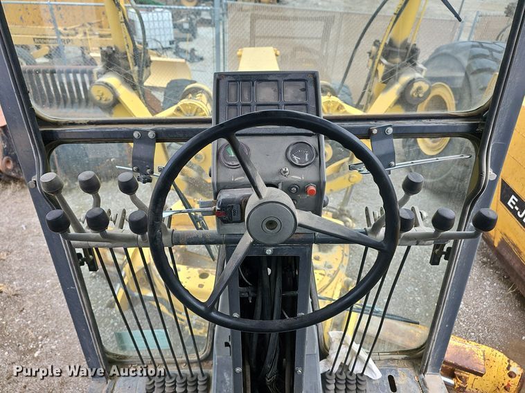 image for item DP0845 1998 Komatsu GD650A-2CY motor grader