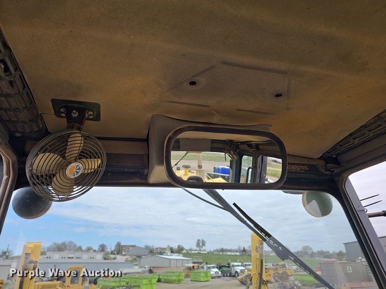 image for item DP0845 1998 Komatsu GD650A-2CY motor grader