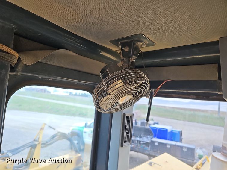 image for item DP0845 1998 Komatsu GD650A-2CY motor grader