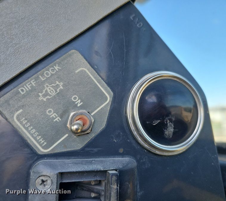 image for item DP0845 1998 Komatsu GD650A-2CY motor grader