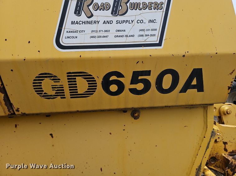 image for item DP0845 1998 Komatsu GD650A-2CY motor grader