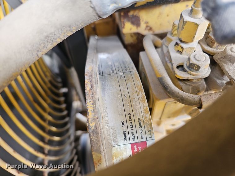 image for item DP0845 1998 Komatsu GD650A-2CY motor grader