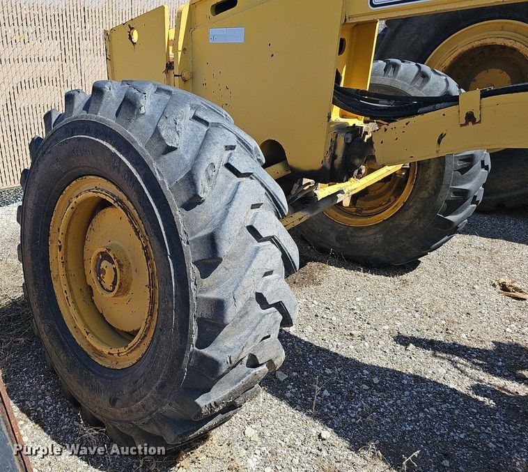 image for item DP0845 1998 Komatsu GD650A-2CY motor grader